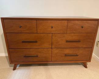 47 SolidWoodModernDresserMCMStyle7DrawersTaperedLegs