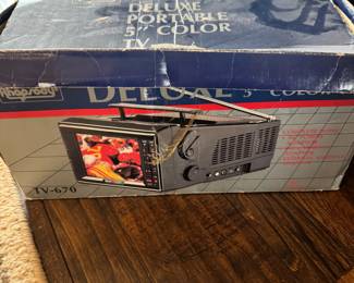portable tv