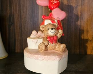 Vintage George Good Valentine Music Box 