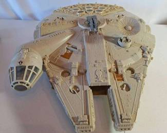 01 Star Wars 1979 Millennial Falcon Kenner