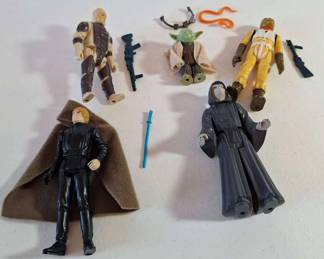 Star Wars Yoda And 4 Other Action Figures