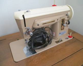 Singer Sewing Machine
