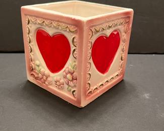 Vintage made in Japan valentines planter 