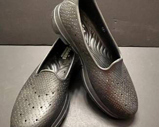 women's skechers 
