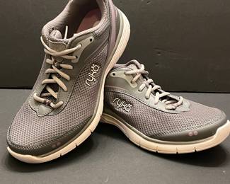 ryka tennis shoes