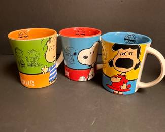 Charlie  Brown mugs 