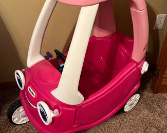 Little tikes car 