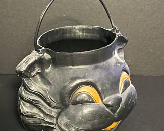 Empire mold Halloween basket 
