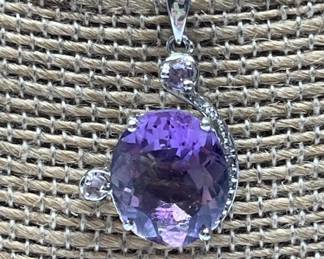 Sterling Silver Necklace w/ Amethyst Gemstone