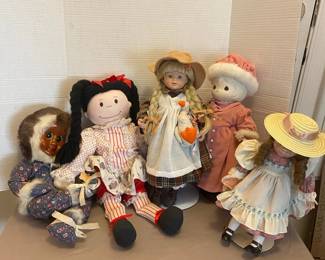 Five Fine And Fun Dolls