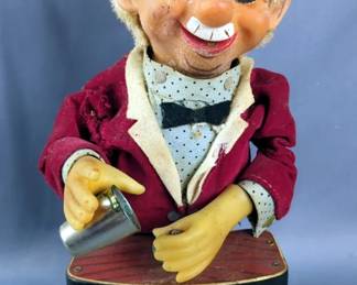 Rosko Battery Operated Tin Bartender Toy