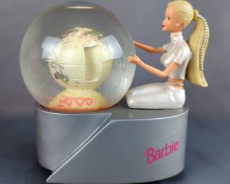 Mattel Avon Exclusive Barbie 2000 Musical Snow Globe Celebrating The New Millennium