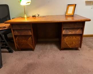 Rosewood? Midcentury Desk
The lighting does not do this desk any favors. This desk is stunning!!