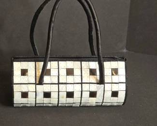 Vintage Women's Black and White Mother of Pearl and Shell Barrel Seed Beads Handbag
