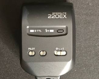 Canon 220EX Flash