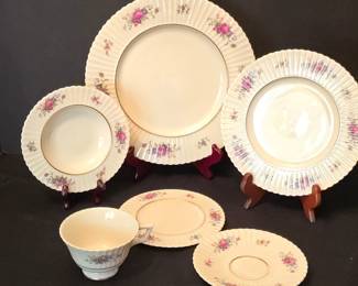 Lenox Pavlona Dinner Set