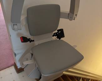 Bruno lift chair. The rails are 158” long