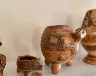 Nicoya Polychrome Pottery Jar with a lizard figure, similar examples likely dating from 800-1350 AD
