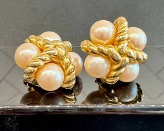 $22; Edwin pearl and rope clip earrings