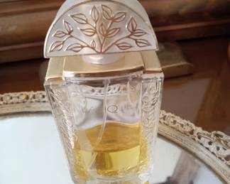 Lalique Perfume 