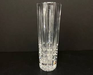 Lot 1678 Ceska Solitaire Vert Horz Emerald Cut Crystal Vase