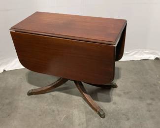 Lot 1549 Vintage Drop Leaf Table