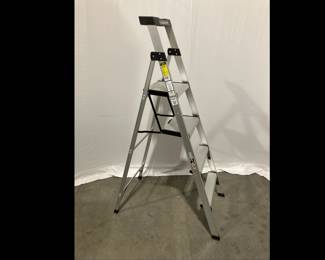 Lot 1539 Gorilla Ladder ACX4 Aluminum Ladder