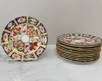 Lot 1692 Vintage Aynsley Imari Plates