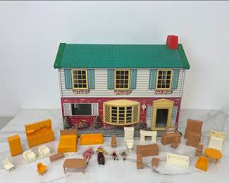 Lot 1619 Vintage Tin Litho Dollhouse  Furniture  Dolls