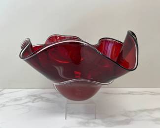 Lot 1671 Susan Glass Hand Blown Art Glass Centerpiece Bowl  Red and White