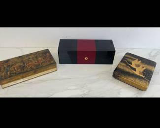 Lot 1458 Vintage Lacquered Wooden Trinket Box  Japanese Crane Design Black Lacquered Storage Box  Vintage Florentine Decorative Box