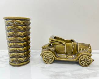 Lot 1623 Vintage McCoy Green Car Planter  Vintage McCoy Floraline Vase