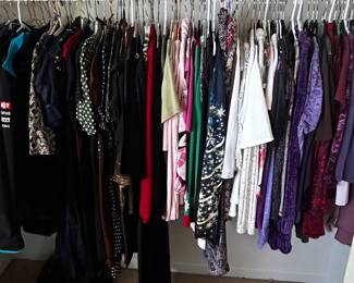 Vintage Women's Clothing