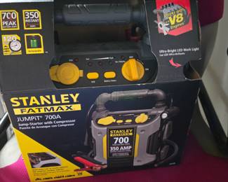 Stanley FatMax Jumpit 700A w/ compressor