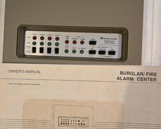 1989 Tandy Corp Safe House Alarm Center 49-470A