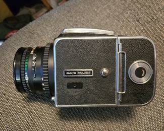 Victor Hasselblad 500C/M Camera made in Sweden (selling as package deal, see next photo description for details)