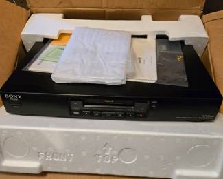 SONY Video8 EV-C25 NTSC video cassette recorder 