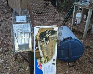 4'x6'x8' dog kennel w/ gate & Large animal live cage trap by Havahart
