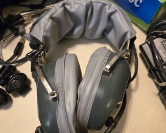 Vintage Pilot (?) Headset