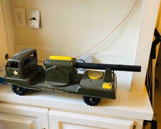 Vintage Cannon Truck!!