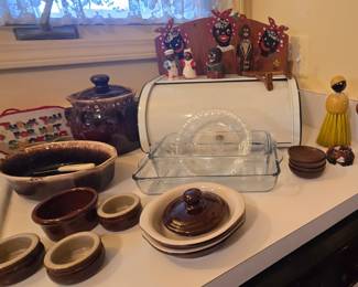 Americana Memorabilia, Bread Keeper, Glassware, Stoneware 