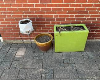NICE PLANTERS