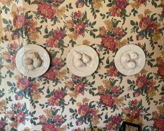 WALL DECOR