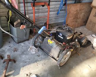Craftsman self propelled pushmower 
