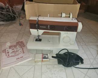Singer 5525 sewing machine