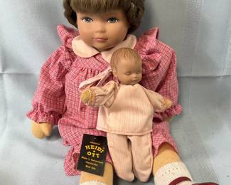 17 Heidi Ott Doll Vinyl Cloth Doll Lucie Swiss Brunette Girl W Newborn