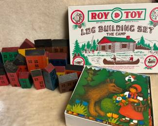 Roy Toy Log Building Set, Miniature House Blocks, Vintage Block Puzzle