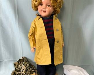 25 Ideal Shirley Temple Composition Doll With Additional Clothes