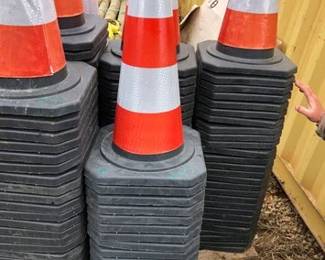 21 SAFETY CONES