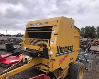 VERMEER 5500 REBEL HAY ROLLER